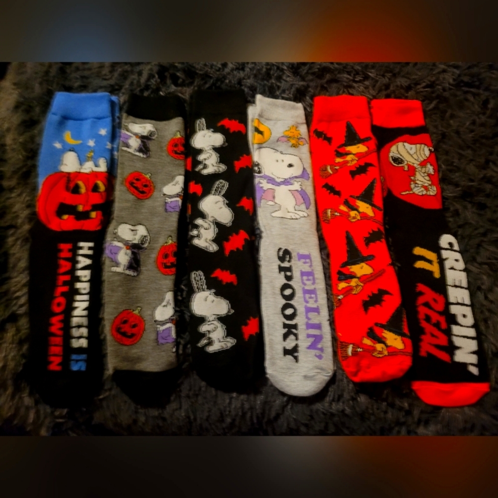 Halloween Themed Peanut Socks Set